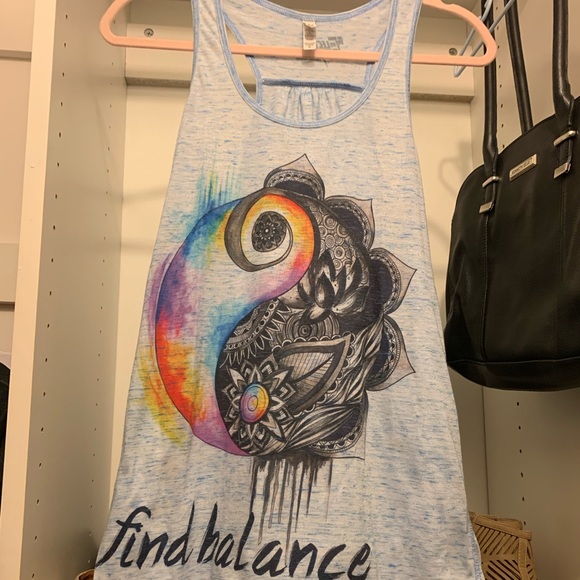 Electro Threads and Graphic Tanks - Picture 4 of 4